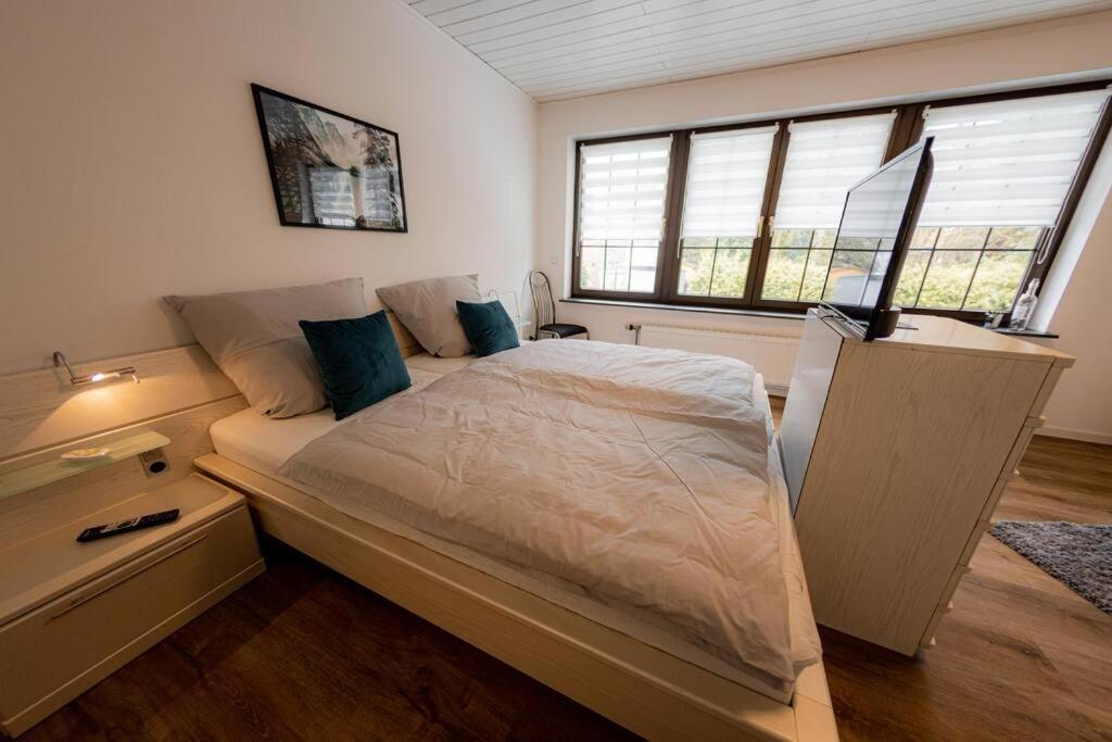 Wohnung Hirschhoehe Im Taunus Neu-Anspach Eksteriør bilde