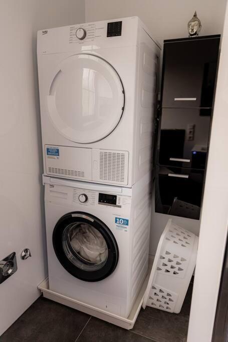 Wohnung Hirschhoehe Im Taunus Neu-Anspach Eksteriør bilde